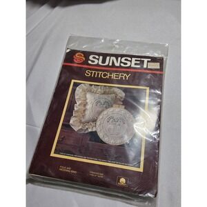 Vintage Sunset Stitchery Folk Art Wedding Ring Embroidery Kit‎ 2873 1983 Cotton